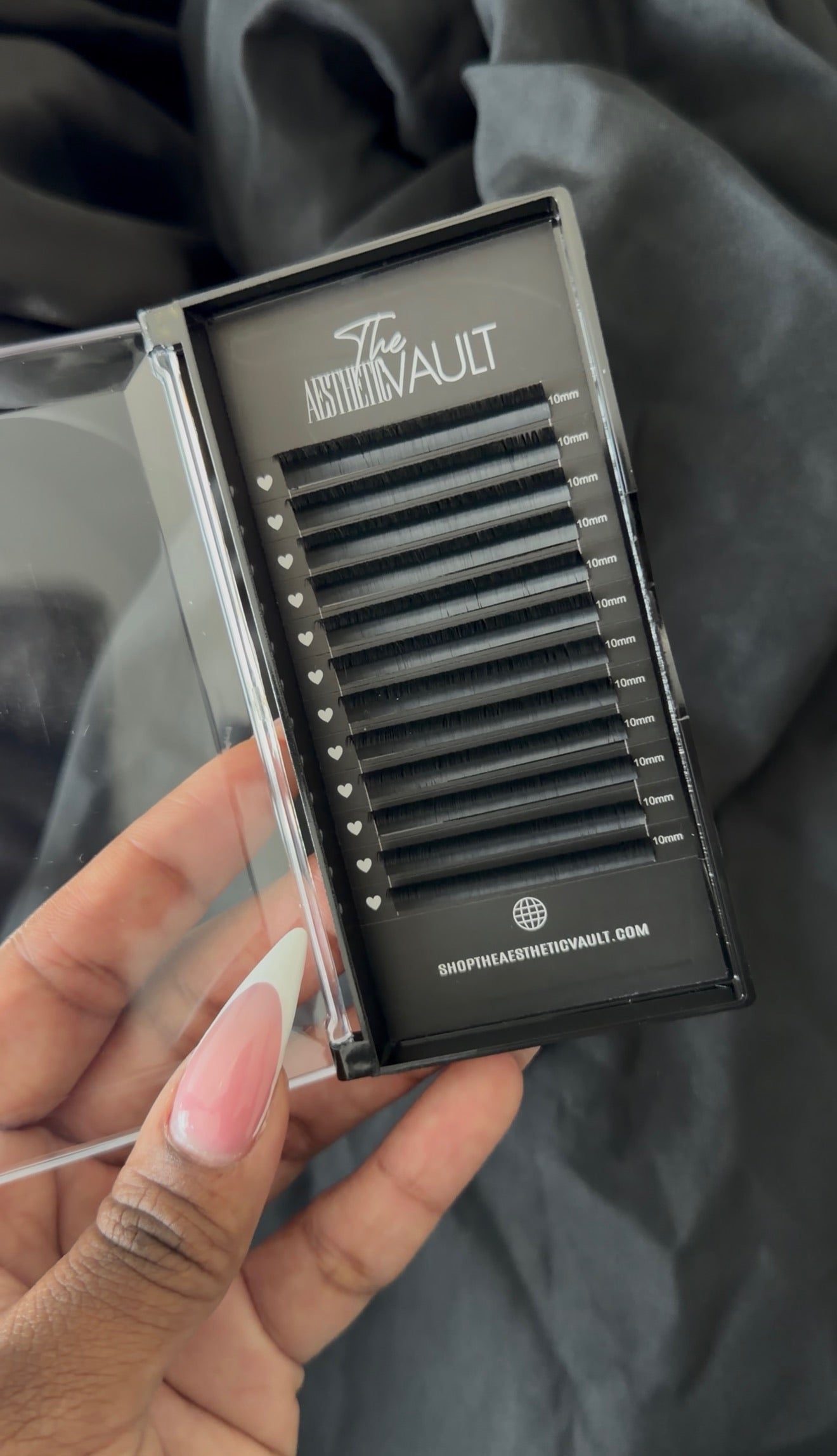 EYELASH EXTENSION TRAYS